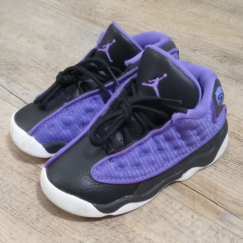 Jordan Kids Sneakers in Black and Purple